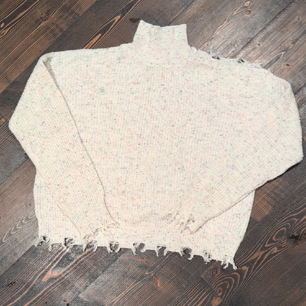 Women's Cream Sweater with Fringe Hem